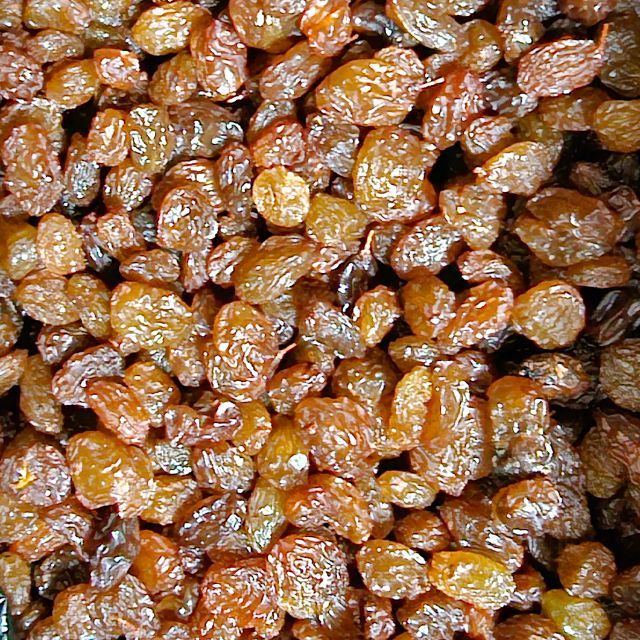 Raisins for pilaf (250g) 2